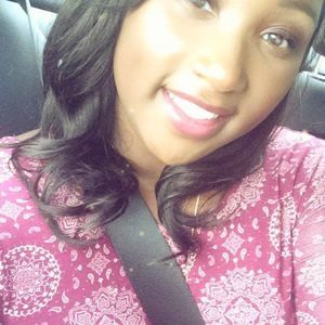 Meet your Posher, Leslie